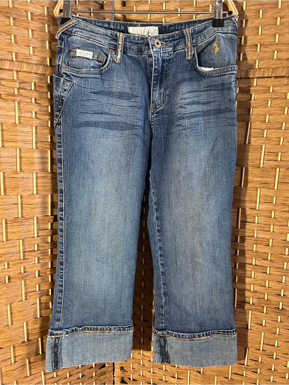 Baby Phat Y2K Medium Wash Cuffed Capri Jeans Size 6